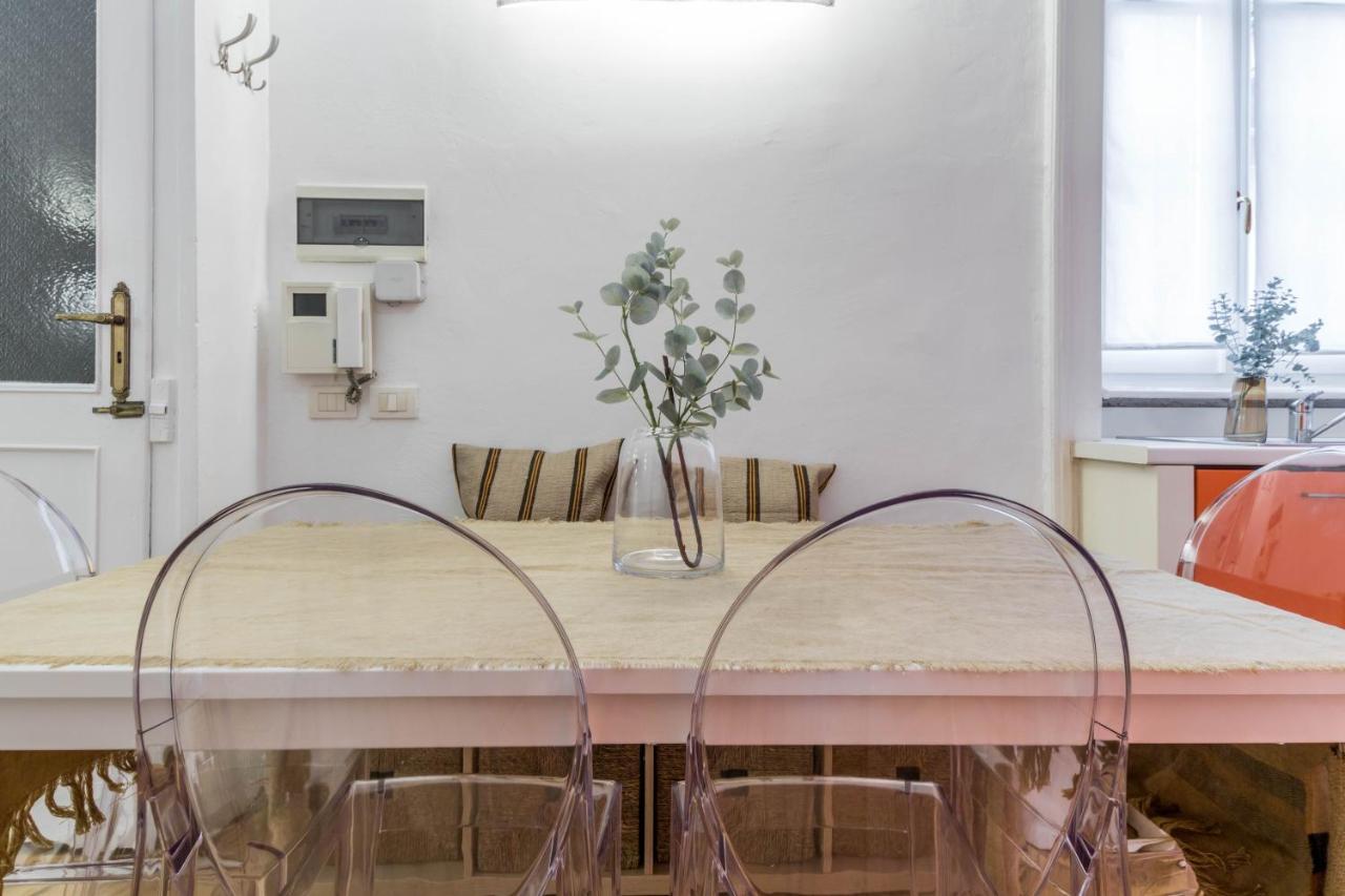 Joivy Modern Studio Near City Centre Apartment Milan Bagian luar foto