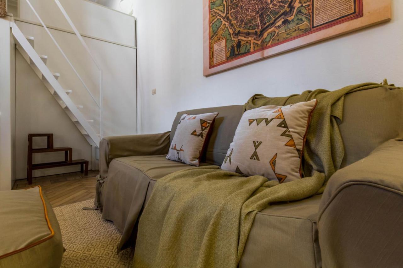 Joivy Modern Studio Near City Centre Apartment Milan Bagian luar foto